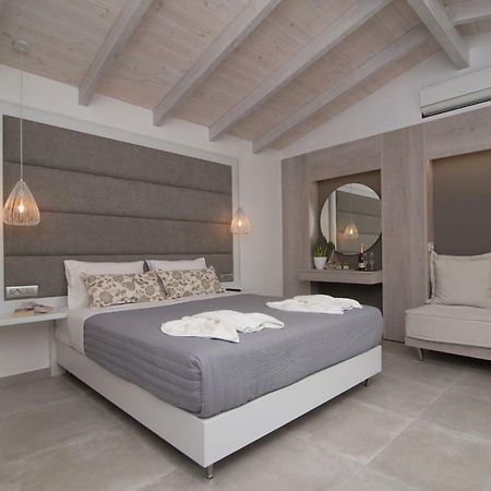 Dora Apartments อาเยีย เปลาเยีย ภายนอก รูปภาพ
