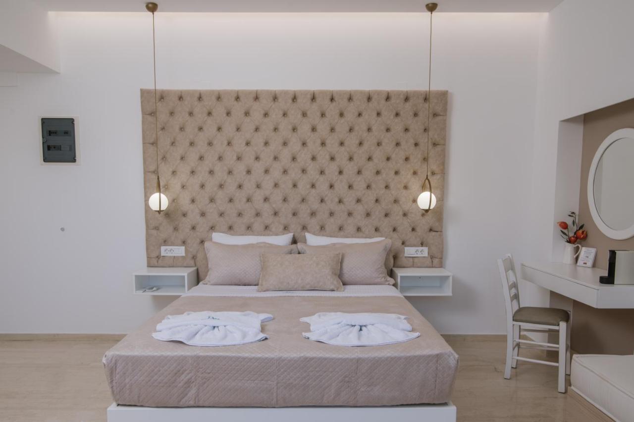 Dora Apartments อาเยีย เปลาเยีย ภายนอก รูปภาพ