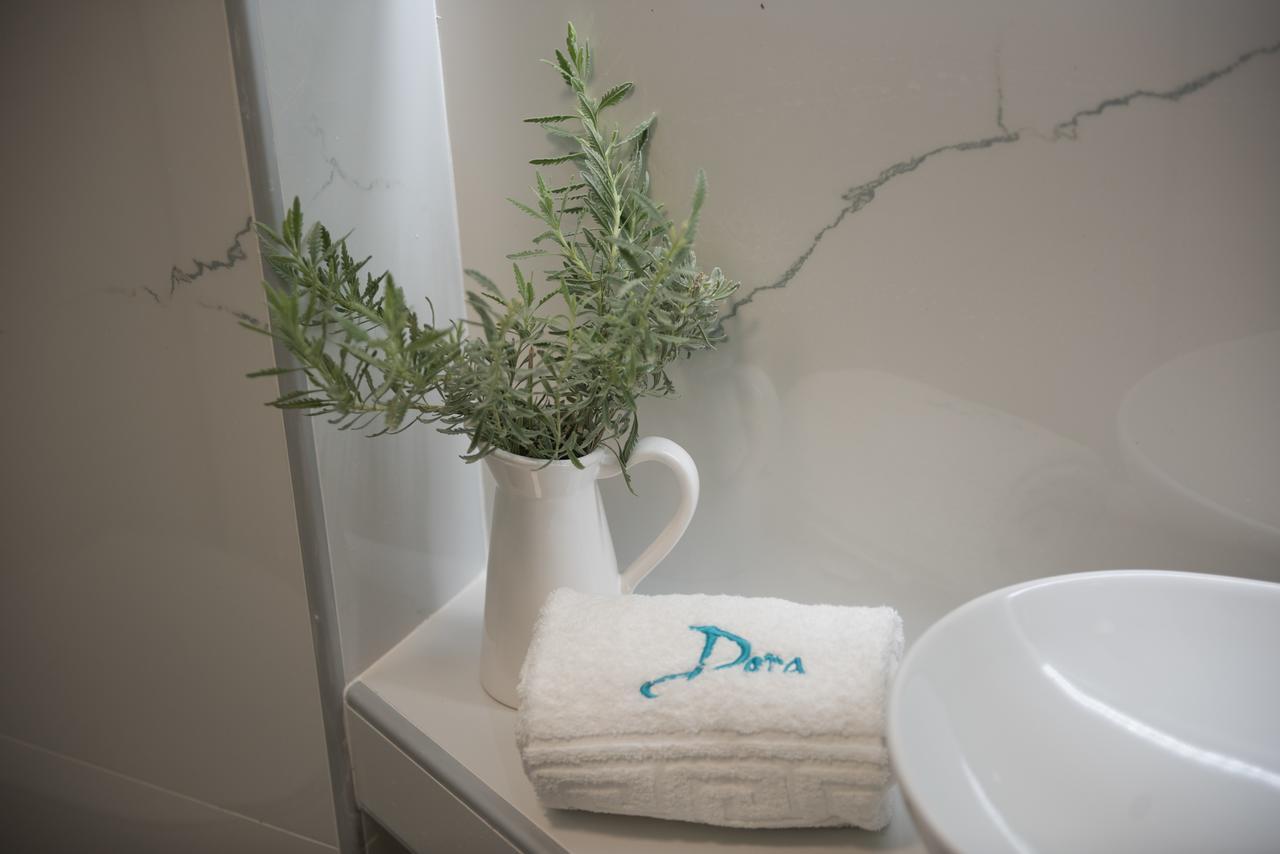 Dora Apartments อาเยีย เปลาเยีย ภายนอก รูปภาพ